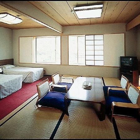 Tomata Onsen Noritake Hotel โอคายาม่า ภายนอก รูปภาพ